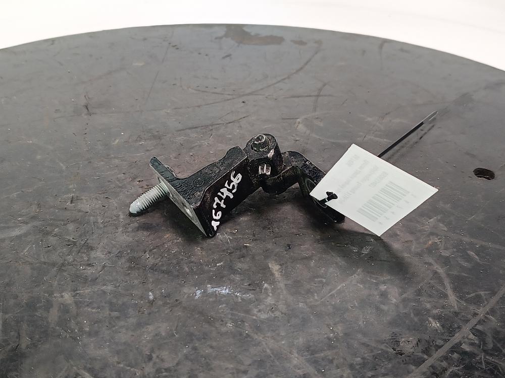 петля двери Volkswagen Touareg 3 поколение 2019, цвет, 8S0833407 - фото №1