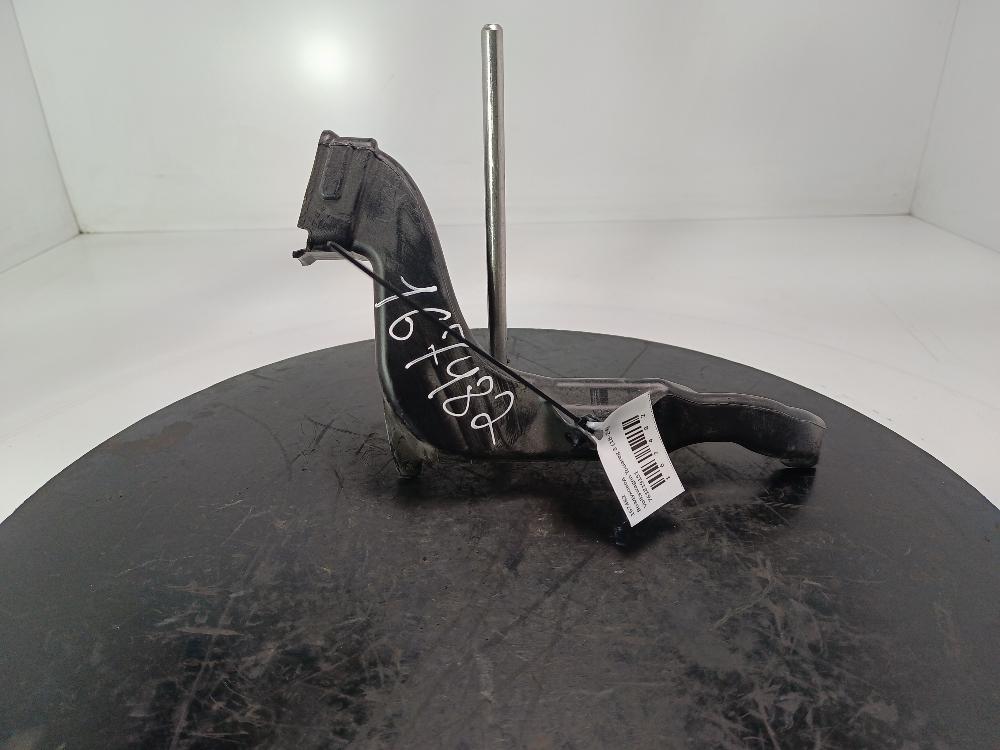 воздуховод Volkswagen Touareg 3 поколение 2019, цвет, 761819151 - фото №1