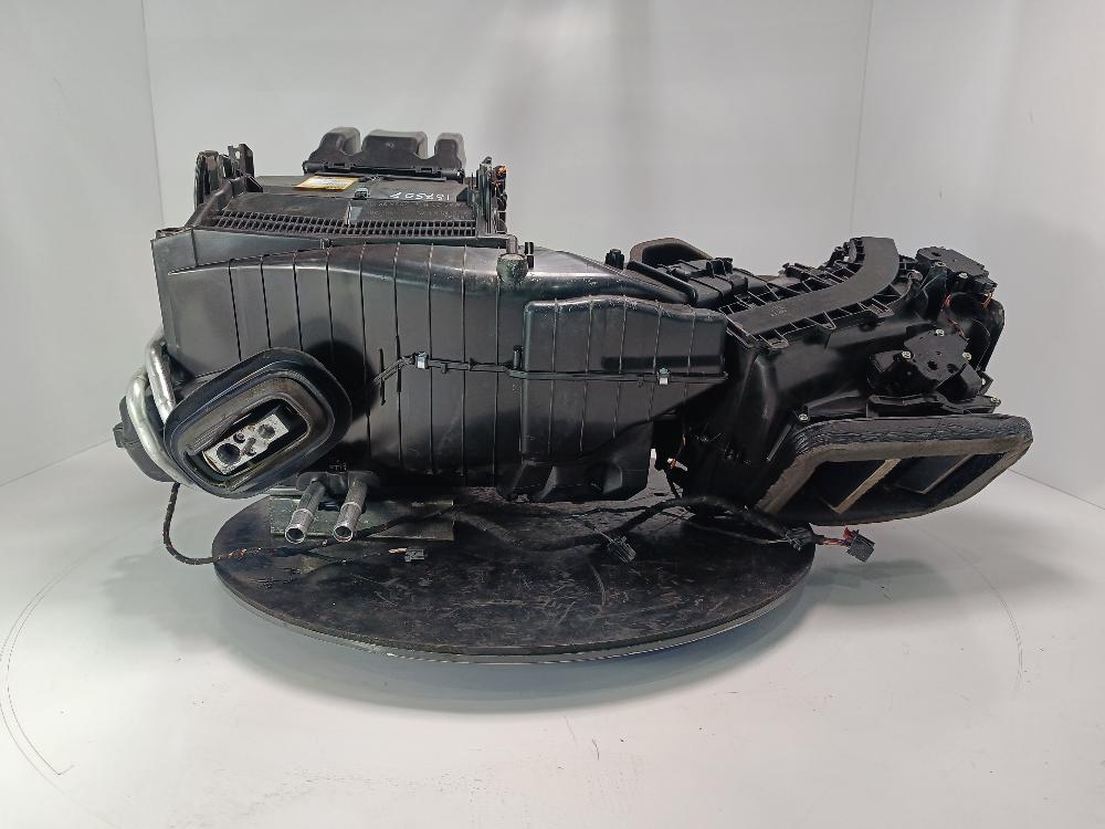 корпус отопителя (печки) Volkswagen Touareg 3 поколение 2019, цвет, 8W1820001M - фото №1