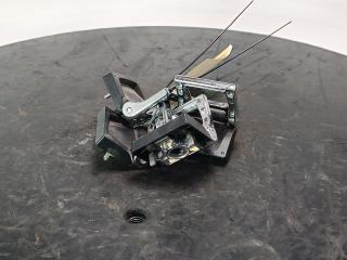 Кронштейн полки багажника Volkswagen Touareg 3 поколение 2019, цвет, 4M0864203B