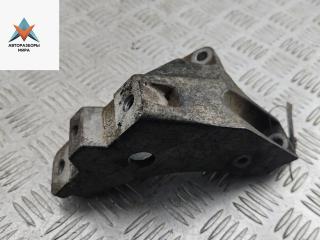 кронштейн КПП SEAT Leon 2 поколение 2006, 1.6 л., бензин, МКПП, красный, хетчбэк 5 дв., 1J0199117C