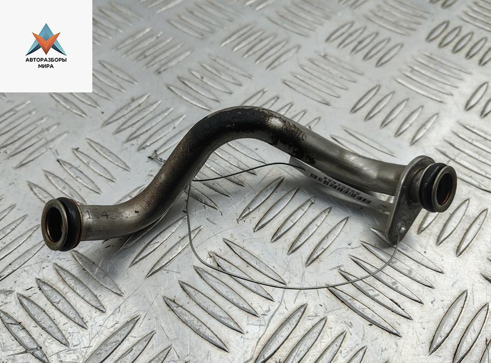 Трубка масляная турбины Skoda Octavia mk3 (A7 5E) 2014, 1.4 л., бензин, МКПП, коричневый, хетчбэк 5 дв., 04E145735C - фото №1