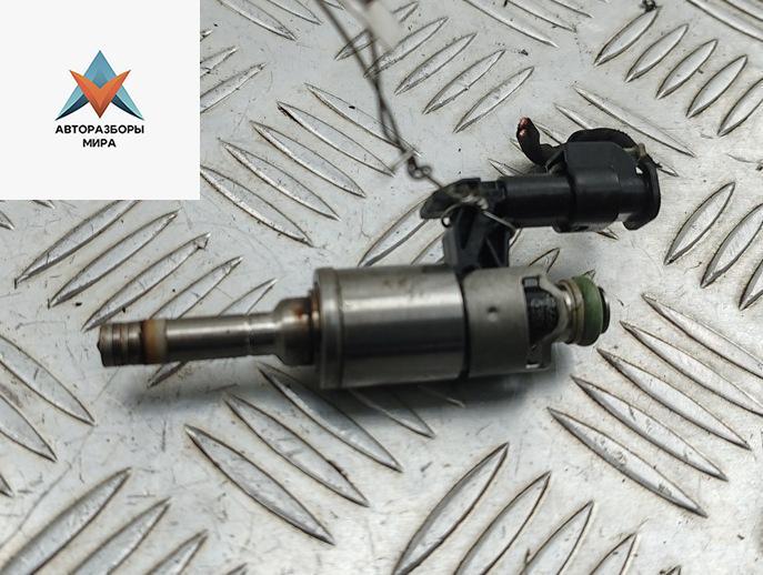 форсунка Skoda Octavia mk3 (A7 5E) 2014, 1.4 л., бензин, МКПП, коричневый, хетчбэк 5 дв., 04E906036E - фото №1