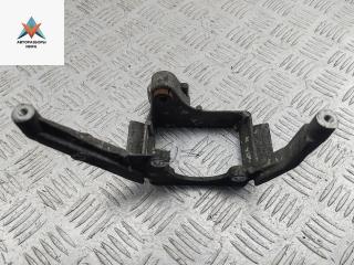 кронштейн гидроусилителя Volkswagen Passat B5 [рестайлинг] 2002, 2.8 л., бензин, МКПП, зелёный, седан