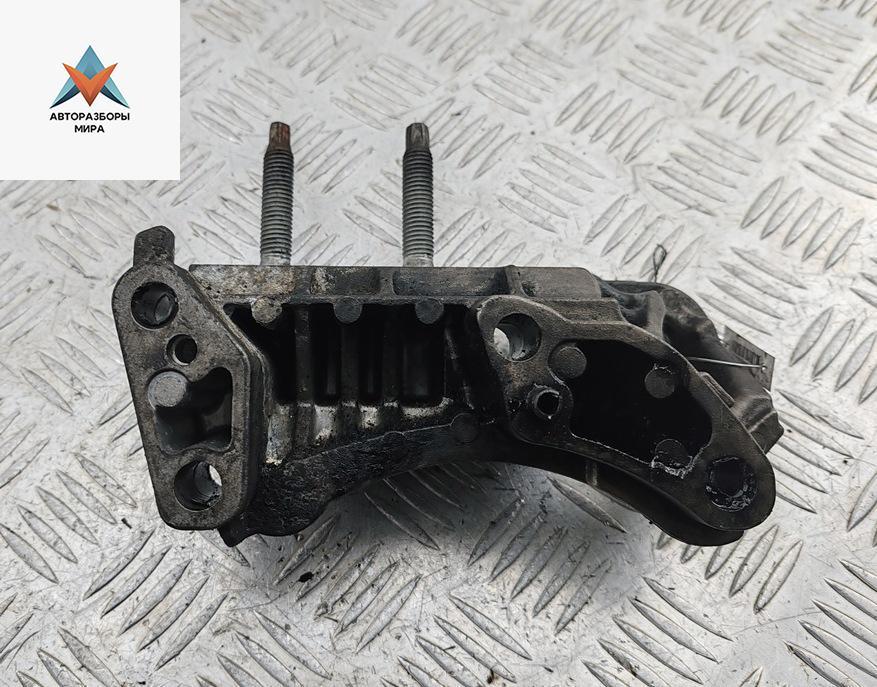 кронштейн двигателя Ford C-Max 1 поколение 2003, 1.6 л., дизель, МКПП, серый, минивэн - фото №1