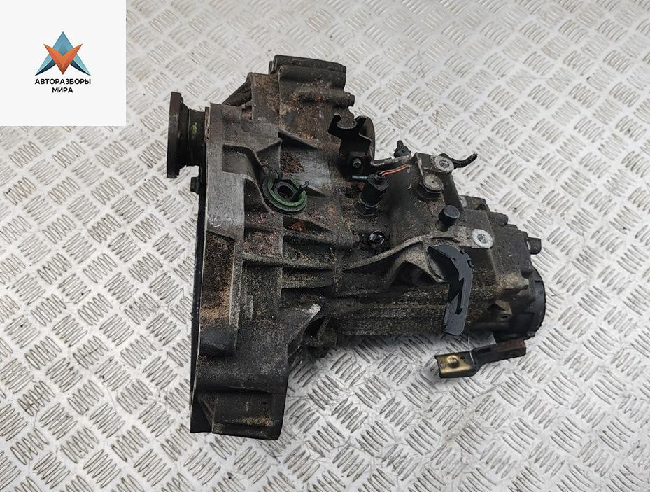 МКПП Volkswagen Golf 4 поколение 1999, 1.6 л., бензин, МКПП, синий, хетчбэк 5 дв., ERT - фото №1