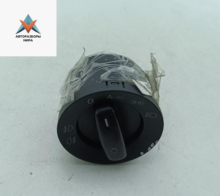 переключатель света Volkswagen Passat B6 2008, 2.0 л., дизель, МКПП, чёрный, универсал, 1K0941431AS - фото №1
