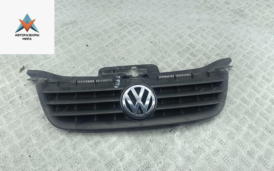 решетка радиатора Volkswagen Touran 1 поколение 2003, синий, минивэн - фото №1