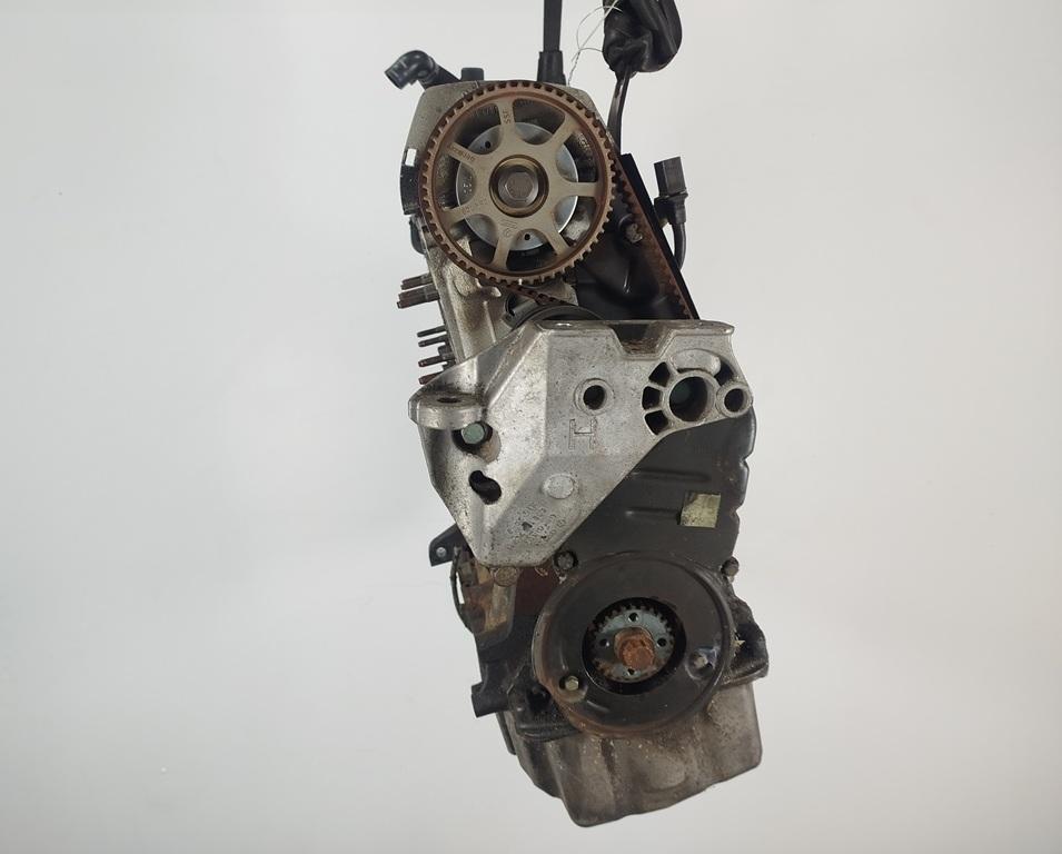 двигатель Volkswagen Bora 2003, 2.0 л., бензин, МКПП, AZJ