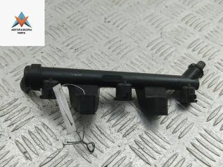 топливная рампа Skoda Fabia 2 поколение (5J) 2009, 1.2 л., бензин, МКПП, красный, универсал, 03D133329B