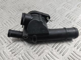 фланец (тройник) системы охлаждения Volkswagen Passat B6 2008, 1.9 л., дизель, МКПП, красный, универсал, 03G121132B