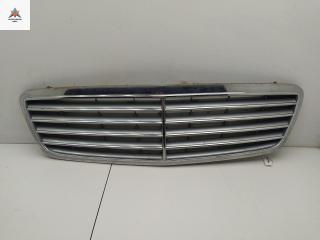 решетка радиатора Mercedes-Benz C-Класс W203/S203/CL203 2002, серый, универсал, 2038800183