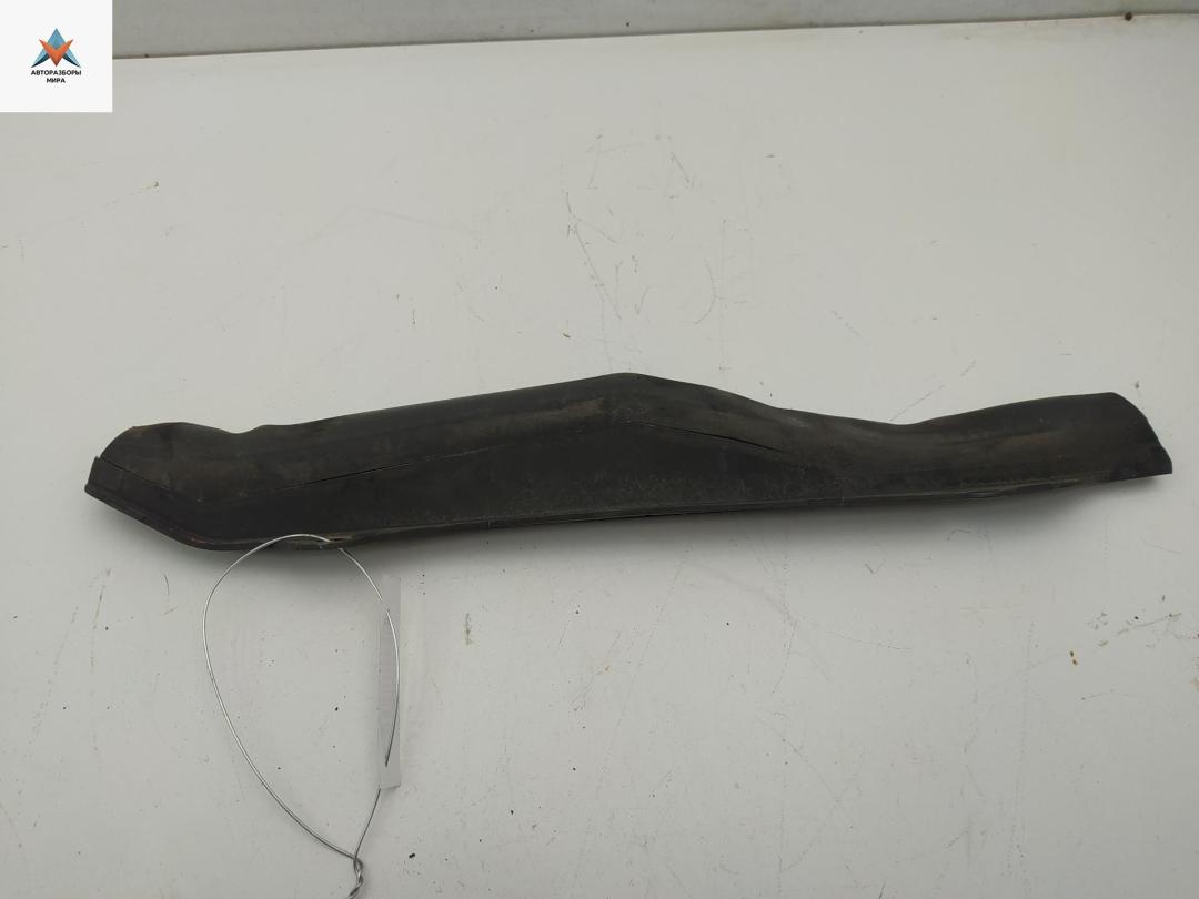 уплотнитель подкапотного пространства Mercedes-Benz C-Класс W202/S202 1996, универсал, 2028870186 - фото №1