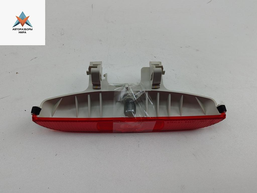 стоп-сигнал Mazda 3 BK 2004, 1.6 л., бензин, МКПП, синий, хетчбэк 5 дв., P3591 - фото №1