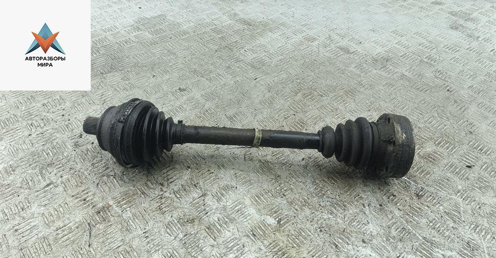 полуось передняя левая (приводной вал, ШРУС) Volkswagen Transporter T4 1992, 2.4 л., дизель, МКПП, серый, микроавтобус - фото №1