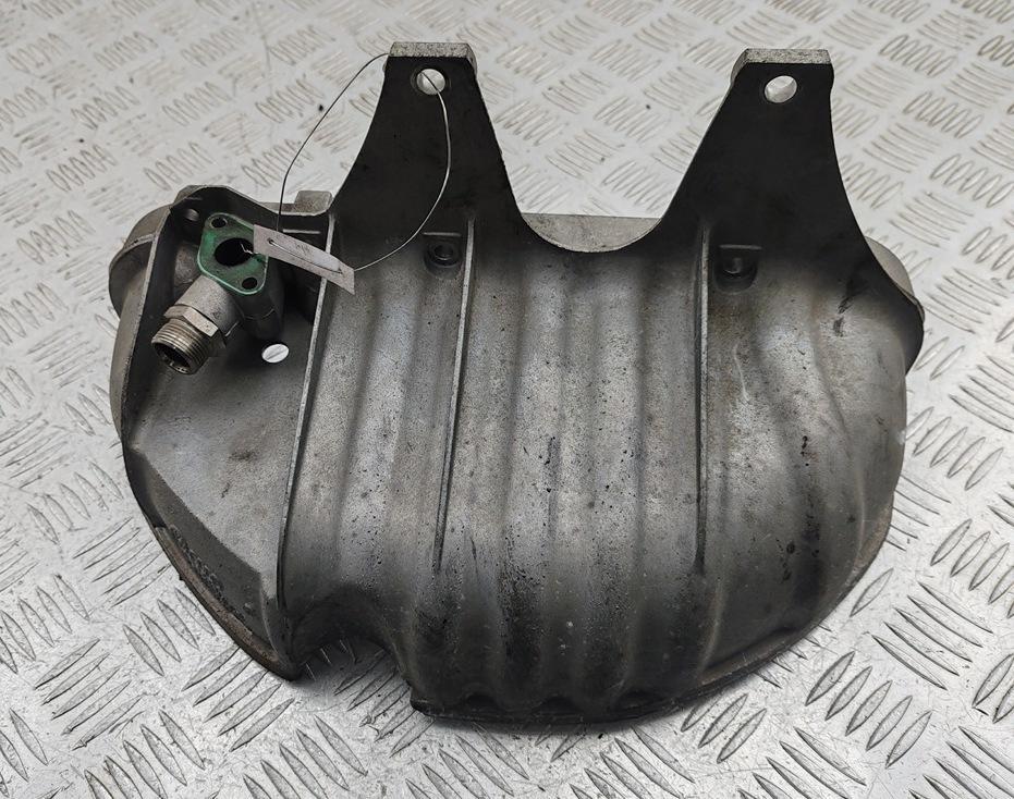 тепловой экран глушителя Volkswagen Bora 2000, 2.0 л., бензин, МКПП, синий, седан, 06A133228B