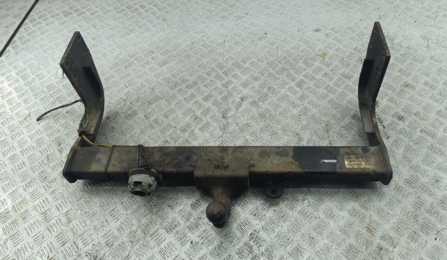 прицепное устройство (фаркоп) Volkswagen Crafter 2006, 2.5 л., дизель, МКПП, белый, микроавтобус