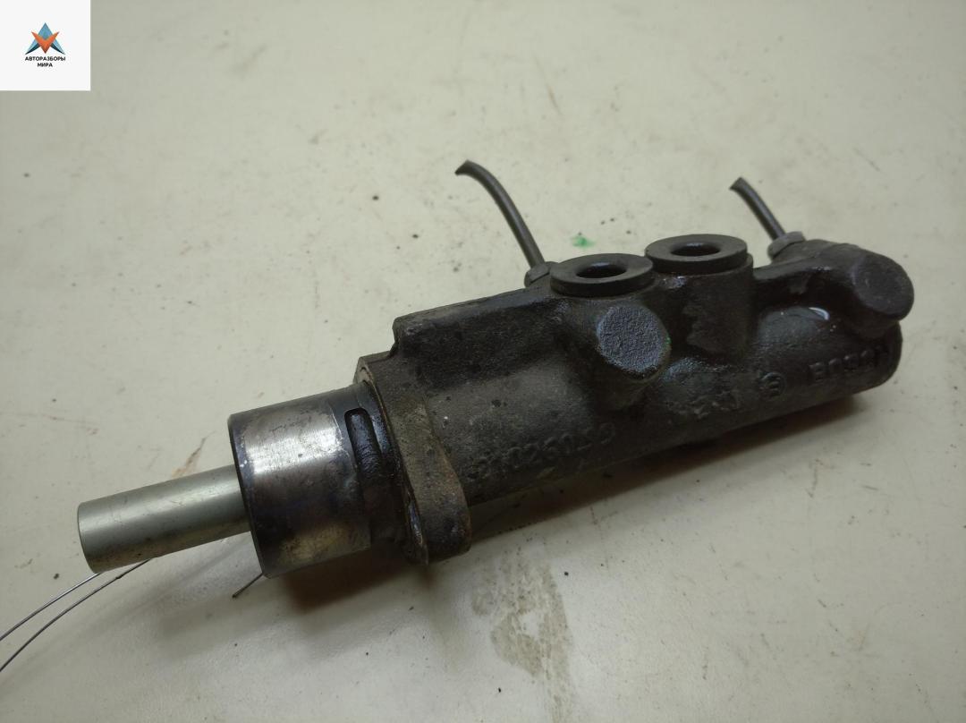 цилиндр тормозной главный Mercedes-Benz Vito-1 W638 2002, 2.2 л., дизель, МКПП, белый, микроавтобус, 21026099 - фото №1