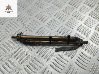 Болт крепления Volkswagen Bora 1 поколение 2000, 2.0 л., бензин, МКПП, синий, седан