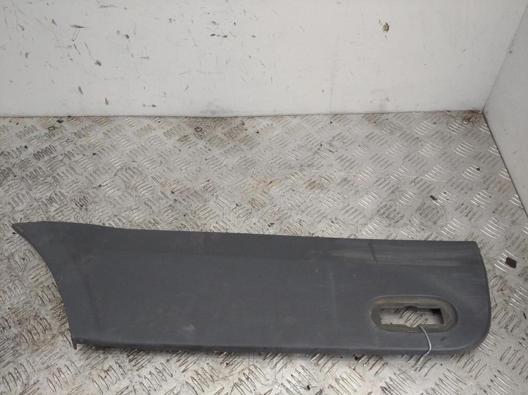 молдинг (накладка кузовная) Volkswagen Crafter 1 поколение 2006, 2.5 л., дизель, МКПП, белый, микроавтобус, A9066903262 - фото №1