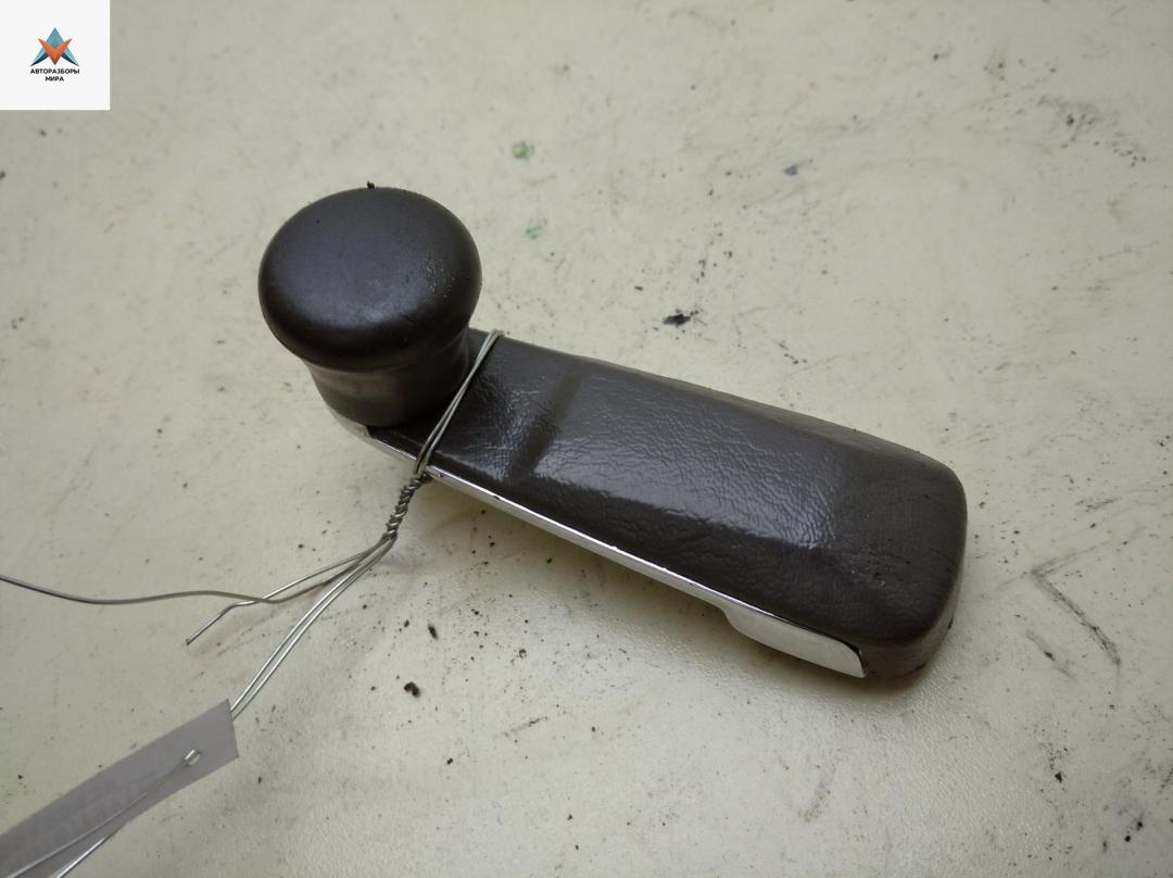 ручка стеклоподъемника Mercedes-Benz Vito-1 W638 2002, 2.2 л., дизель, МКПП, жёлтый, микроавтобус - фото №1