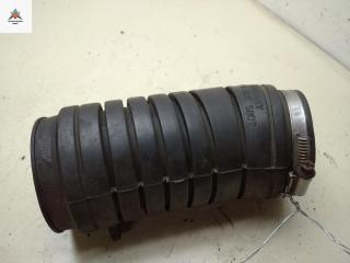 патрубок воздушного фильтра Volkswagen Transporter T4 1992, 2.4 л., дизель, 074129627A