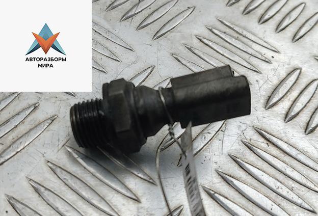 датчик давления масла Ford C-Max 1 поколение 2003, 1.6 л., дизель, МКПП, серый, минивэн - фото №1