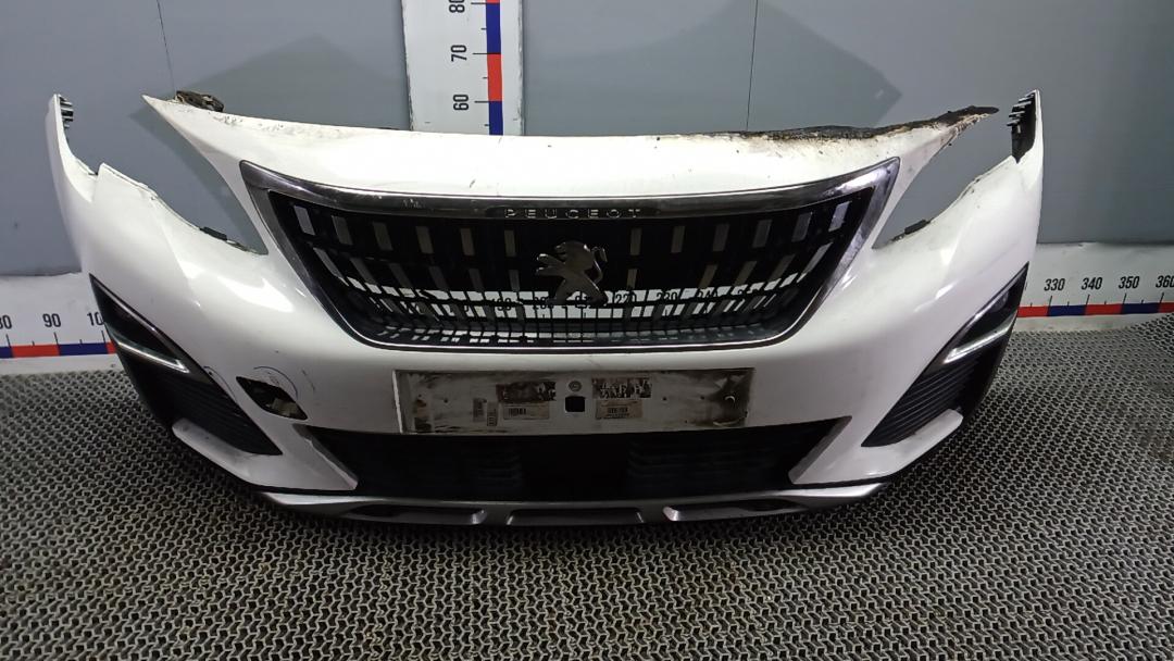 бампер передний Peugeot 3008 2 поколение 2018, 1.6 л., дизель, АКПП, внедорожник 5 дв. - фото №1