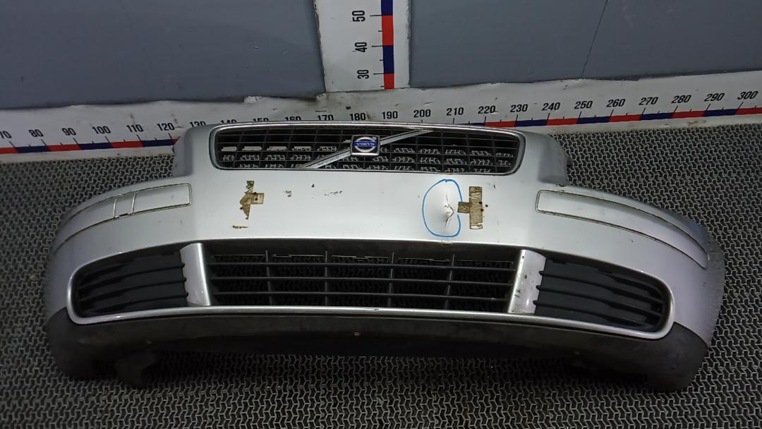 бампер передний Volvo S40 2 поколение 2005, 2.0 л., дизель, МКПП, седан - фото №1