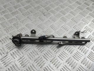 топливная рампа Audi A4 B7 2004, 2.0 л., бензин, МКПП, синий, седан, 058133681