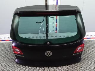 крышка багажника Volkswagen Tiguan 1 поколение 2009, 2.0 л., дизель, МКПП, внедорожник 5 дв.
