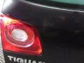 крышка багажника Volkswagen Tiguan 1 поколение 2009, 2.0 л., дизель, МКПП, внедорожник 5 дв. - фото №5