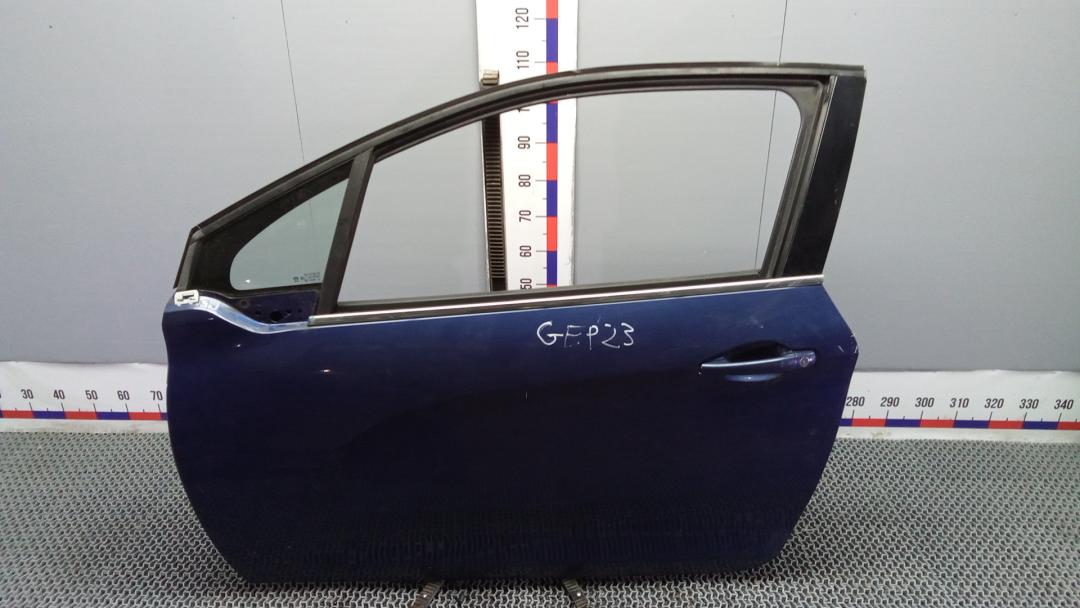 дверь передняя левая Peugeot 208 1 поколение 2012, 1.6 л., дизель, МКПП, хетчбэк 5 дв. - фото №1