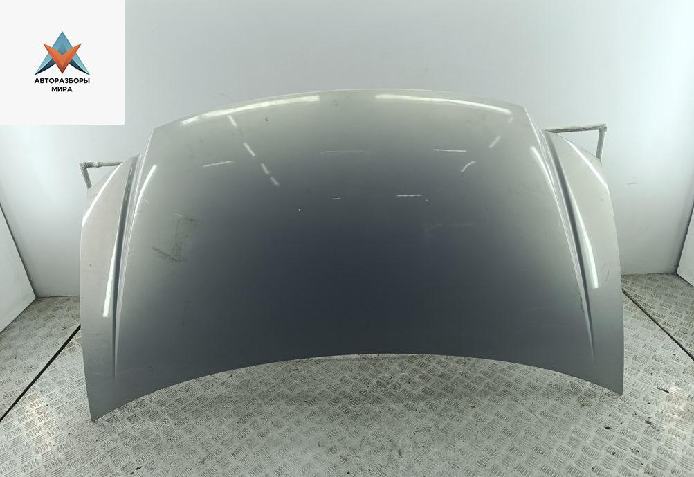 капот Chrysler Voyager 4 поколение 2001, 2.4 л., бензин, МКПП, серый, минивэн - фото №1