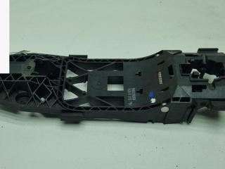 Корпус (держатель) ручки двери передней левой Volkswagen Polo 5 поколение [рестайлинг] 2015, 1.2 л., бензин, МКПП, чёрный, хетчбэк 5 дв., 5N0839885H