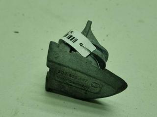Колпачок (заглушка) ручки двери Volkswagen Passat B6 2008, 1.9 л., дизель, МКПП, красный, универсал, 3C0839167