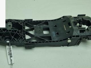 Корпус (держатель) ручки двери задней левой Skoda Superb 2 поколение [рестайлинг] 2014, 2.0 л., дизель, МКПП, серый, универсал, 5N0839885H