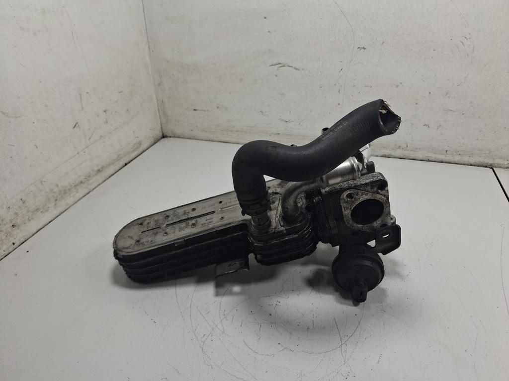 охладитель EGR / Радиатор EGR Volkswagen Bora 2003, 1.9 л., дизель, МКПП, серый, универсал, 038131513D