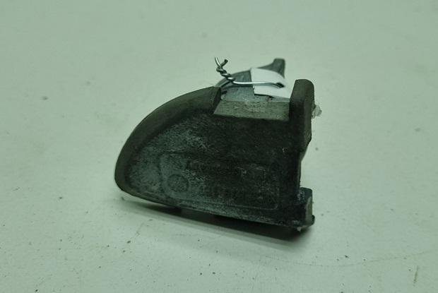 Колпачок (заглушка) ручки двери Volkswagen Passat B6 2008, 2.0 л., дизель, АКПП, чёрный, универсал, 3C0839167