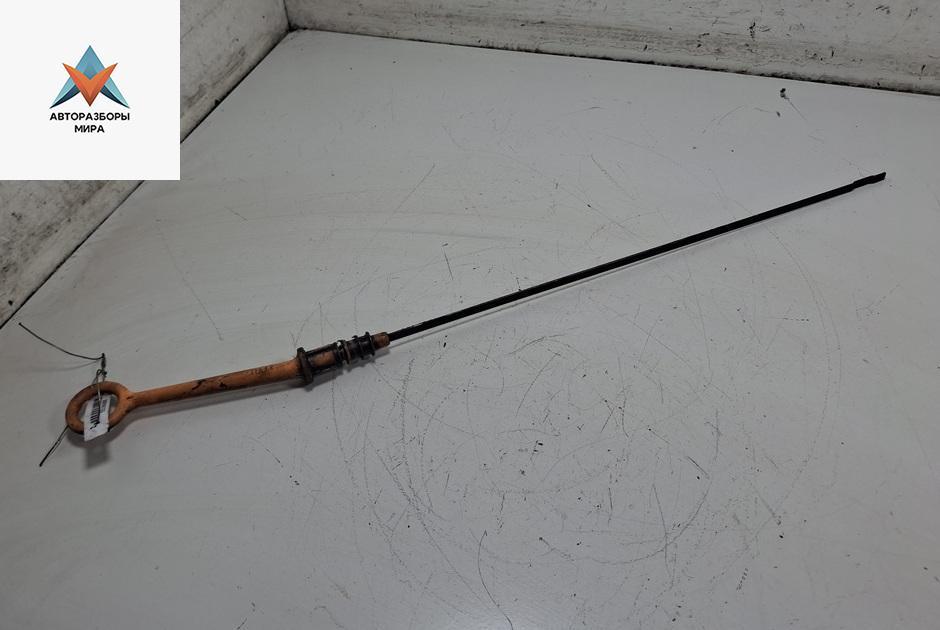 щуп двигателя Volkswagen Sharan 1 поколение 1999, 1.9 л., дизель, МКПП, зелёный, минивэн, 028115611C - фото №1