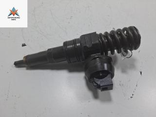 форсунка Volkswagen Caddy 3 поколение 2006, 1.9 л., дизель, МКПП, жёлтый, фургон, 038130073BN