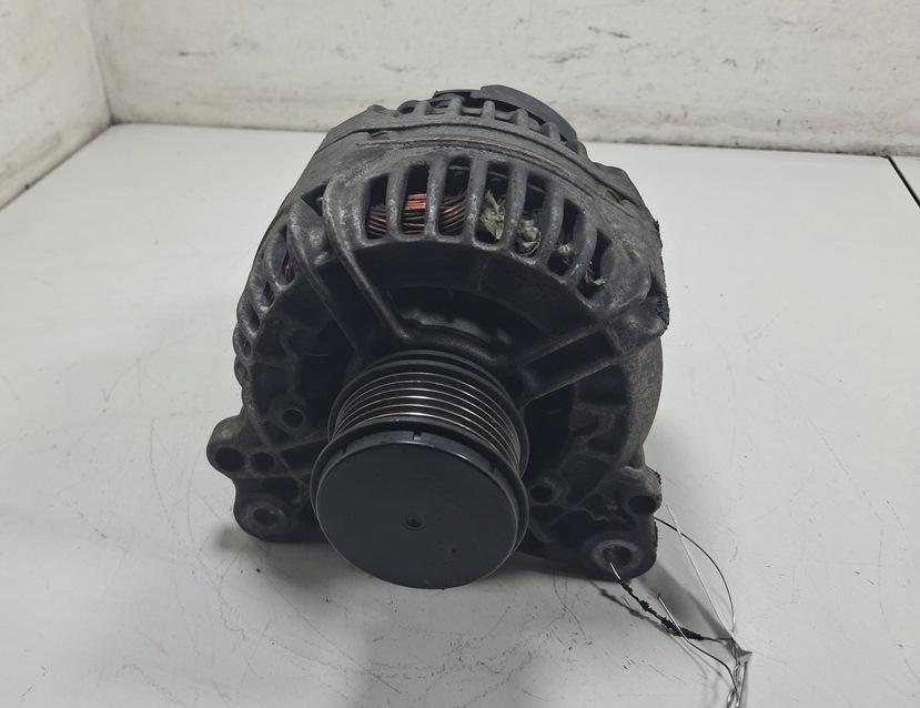 генератор Volkswagen Bora 2003, 1.9 л., дизель, МКПП, серый, универсал, 028903028E