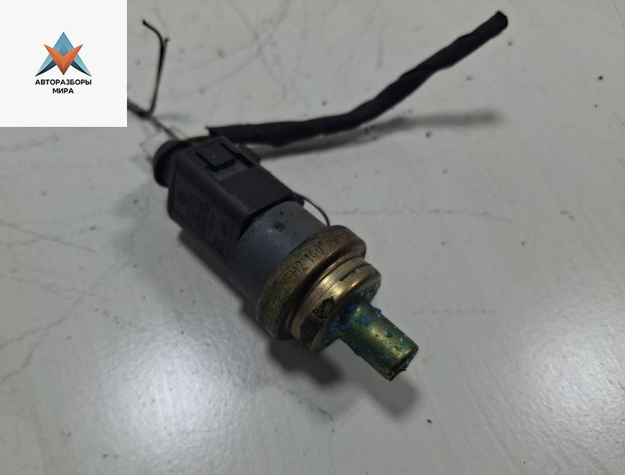 датчик температуры Volkswagen Caddy 3 поколение 2006, 1.9 л., дизель, МКПП, жёлтый, фургон, 06A919501A - фото №1