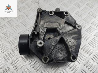 кронштейн компрессора кондиционера Opel Astra H/Family [рестайлинг] 2006, 1.9 л., дизель, МКПП, серый, универсал, 55191339