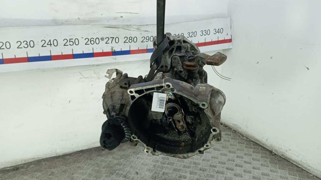 МКПП Volkswagen Passat B6 2010, 2.0 л., TDi, дизель, МКПП, седан, KJF - фото №1