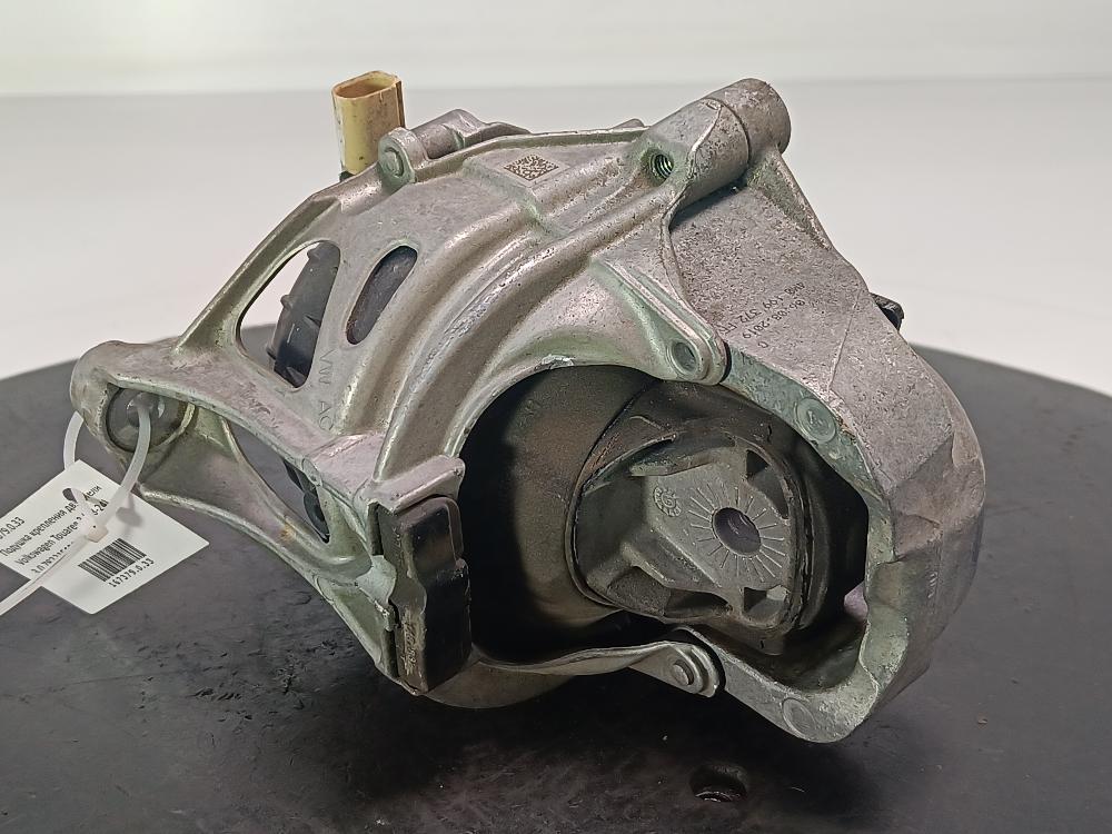 подушка крепления двигателя Volkswagen Touareg 3 поколение 2019, цвет, 782215150182 - фото №1