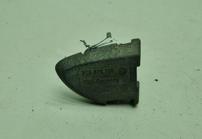 Колпачок (заглушка) ручки двери Volkswagen Passat B6 2009, 2.0 л., дизель, МКПП, синий, универсал, 3C0839168