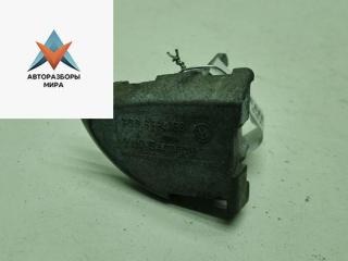 Колпачок (заглушка) ручки двери Volkswagen Passat B6 2005, 1.6 л., бензин, МКПП, синий, универсал, 3C0839168