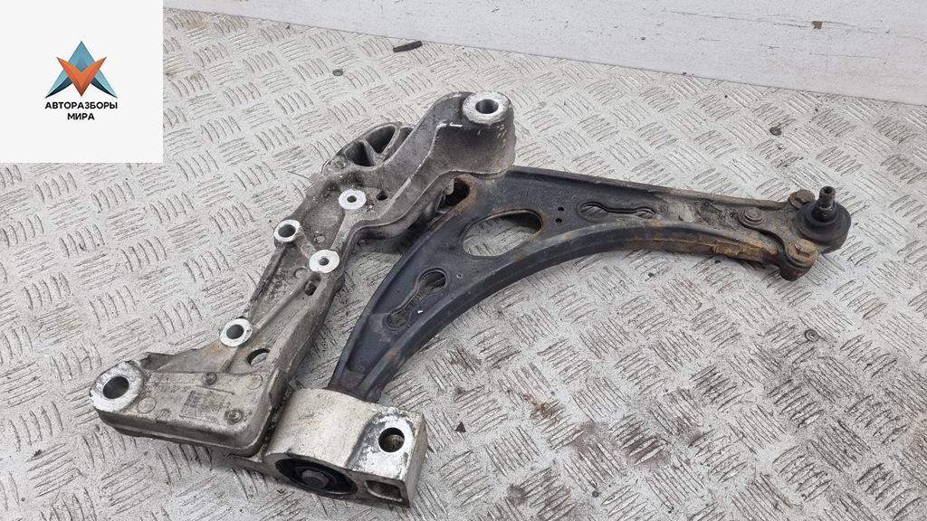 рычаг передний правый Skoda Octavia mk2 (A5 1Z) 2007, 1.6 л., бензин, МКПП, чёрный, универсал - фото №1