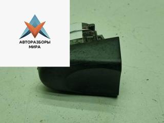 Колпачок (заглушка) ручки двери Volkswagen Caddy 3 поколение 2007, 1.4 л., бензин, МКПП, красный, фургон